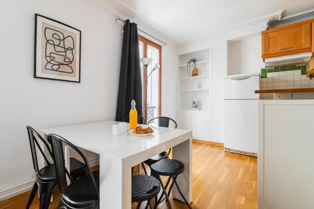 85M2 De Confort Paris 17 - Charme Parisien 6P - Flat-Guest Apartment